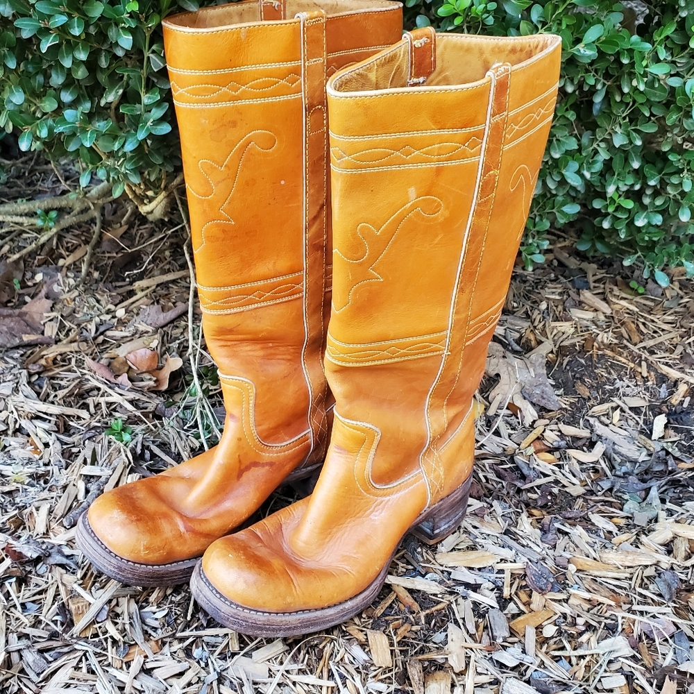 Frye Vintage 1960s leather boots in excellent condition